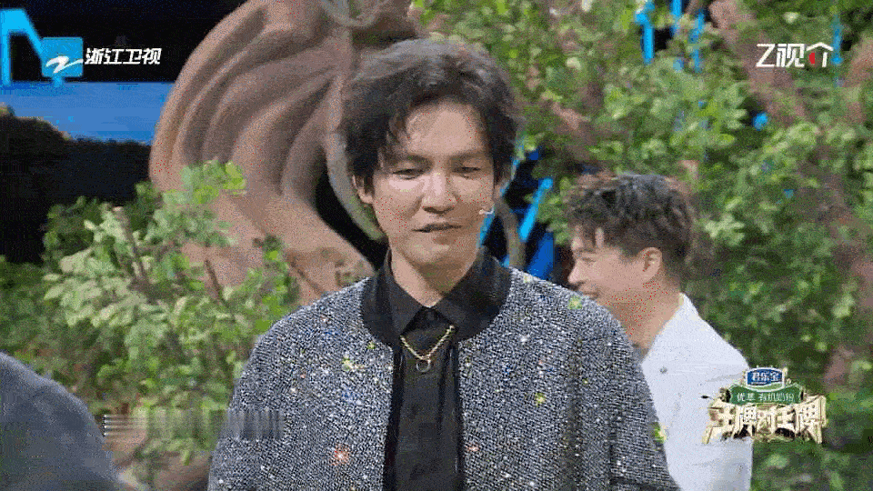 #钟汉良快把张雨绮杨迪捏骨折了# 此刻不想被放逐的心达到顶峰！在#王牌对王牌#中