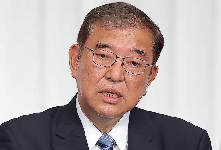 石破茂对着1.2亿日本人问出了一个扎心问题：和中国开打之前，先看看家里有多少“中