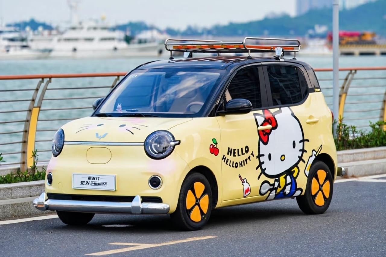 五菱宏光MINI 2月销量4866辆，
五菱宏光MINI 3月销量16806辆，