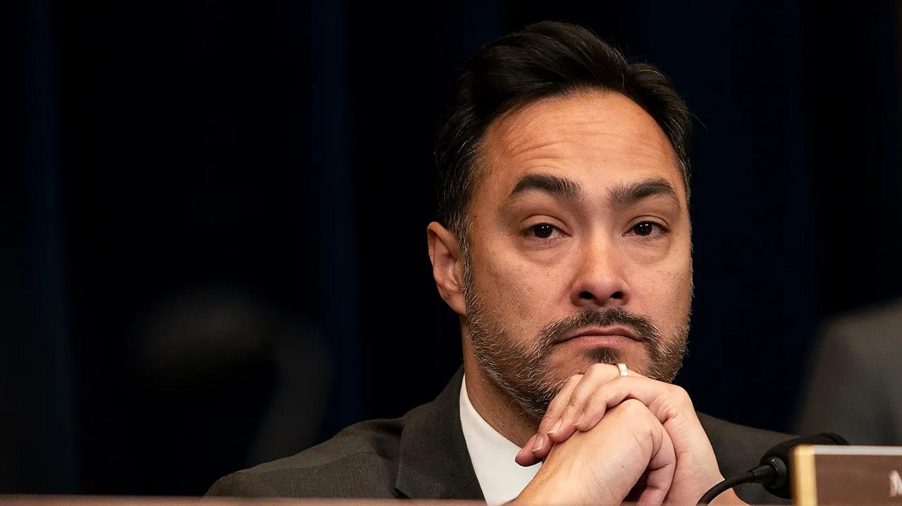 【美国众院民主党人敦促特朗普就以色列核计划表态】

美国众议院民主党人周一敦促特