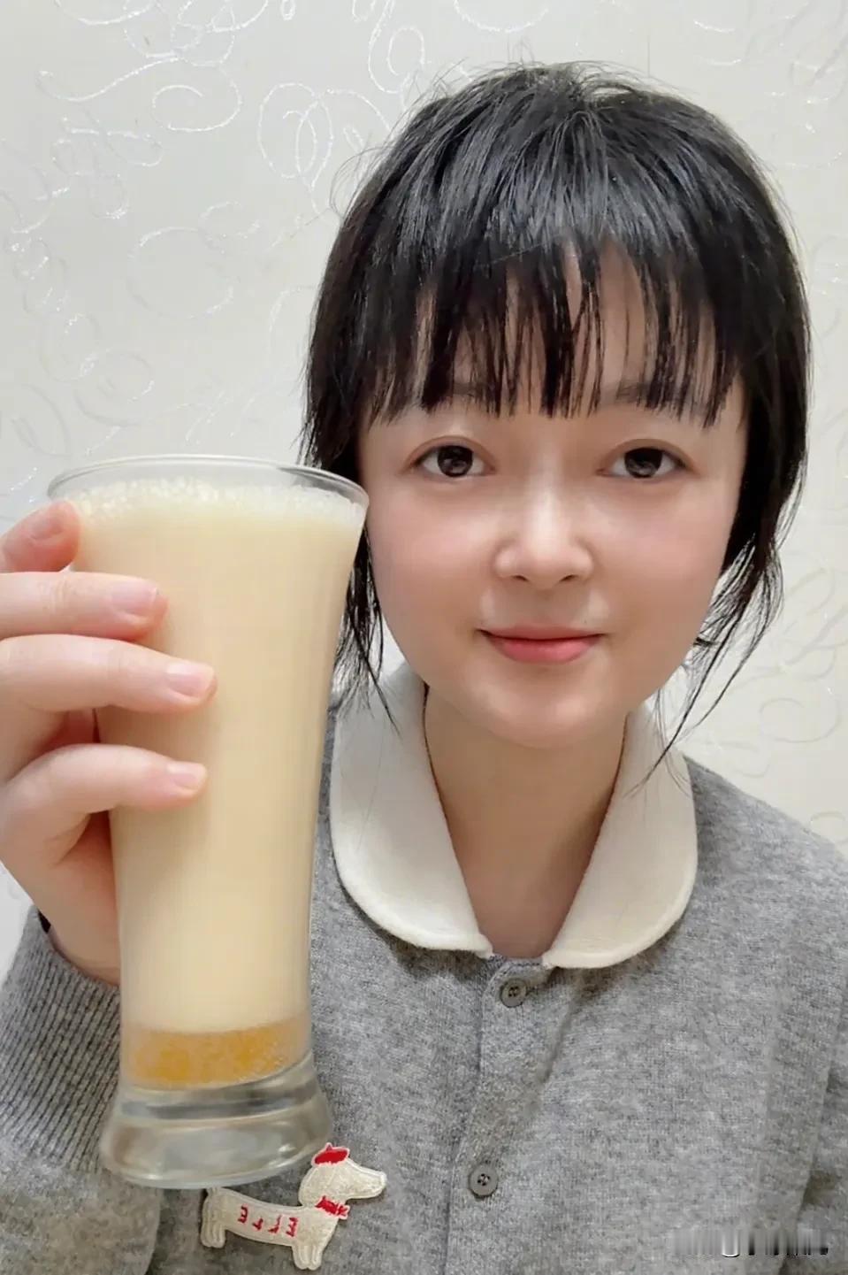 本人是1986年出生，今年已经38了，目前每月打卡工资是13000多块钱，五险二