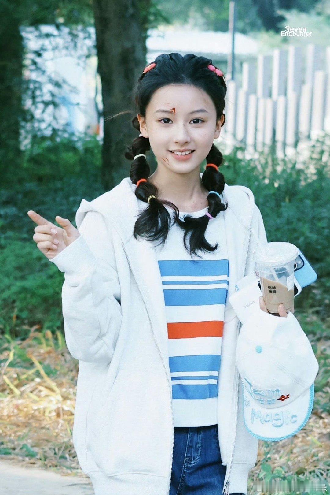 七七明日乐园造型 七七明日乐园造型路透 七七明日乐园造型路透 