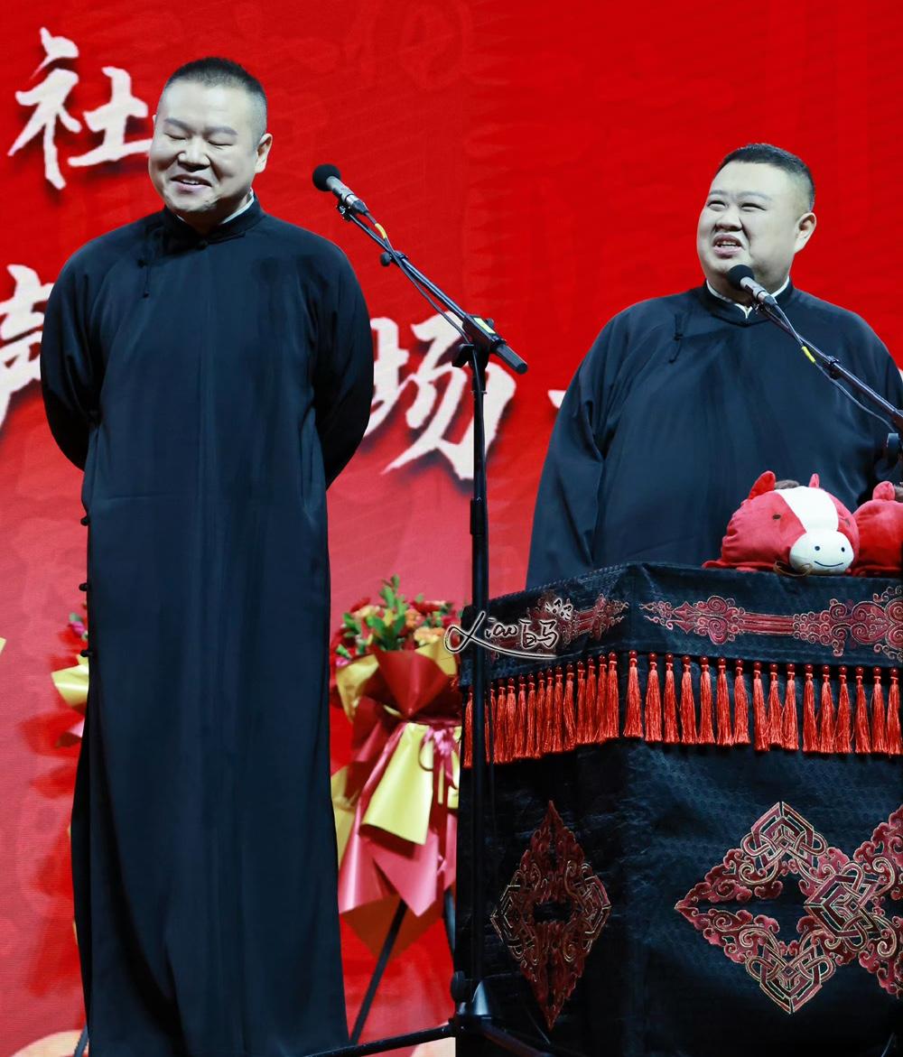 【央视主持人扬帆爆料岳云鹏参与2026央视春晚彩排，你怎么看？】
近日、央视主持