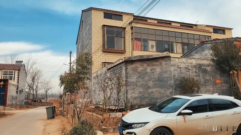 春节男人为什么喜欢回农村老家？

每年到春节前就会有，因为媳妇不想回老公老家，夫