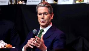 美国财政部长贝森特在电视节目上公然批评谷爱凌：“美国对她很好。她却出卖了自己，投