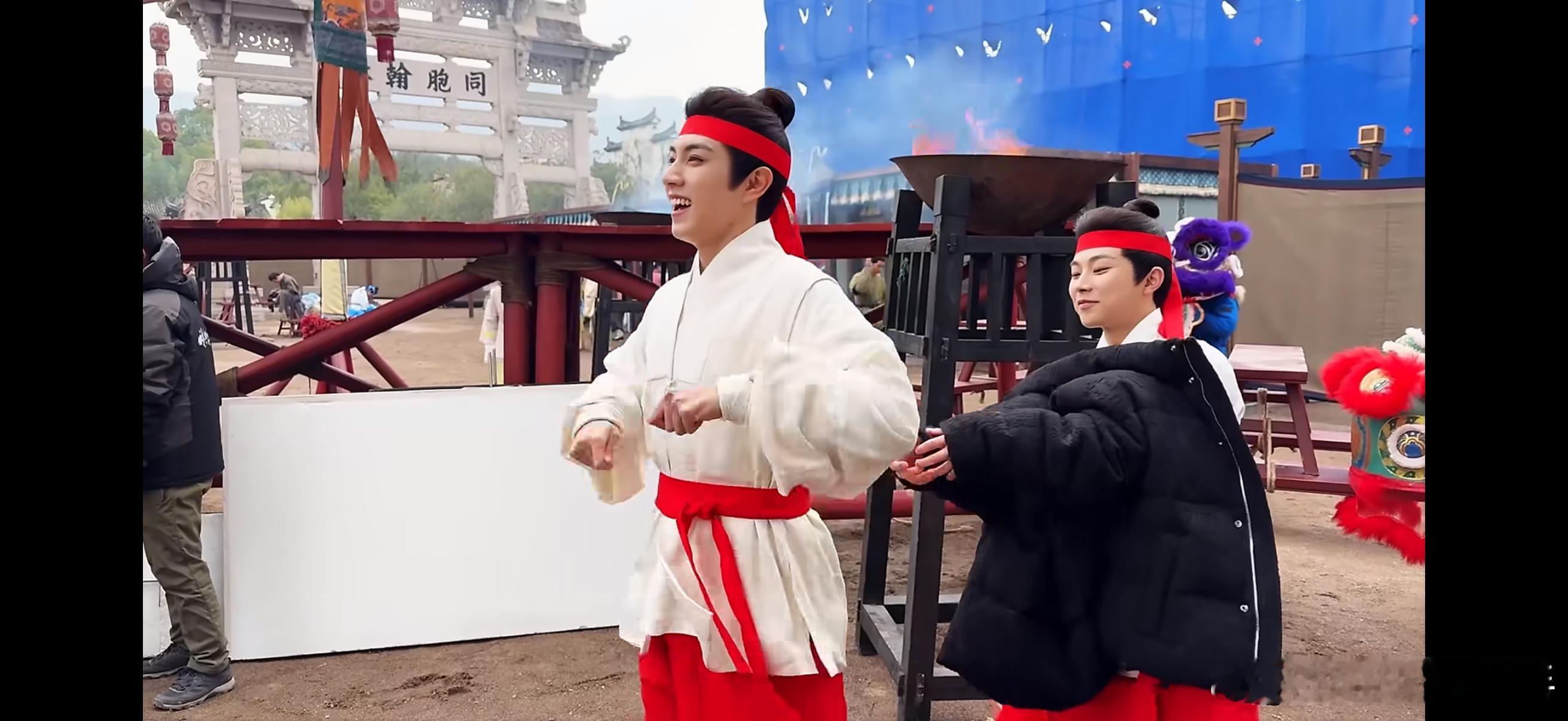 赵一博云文放杀青特辑 舞担来的 