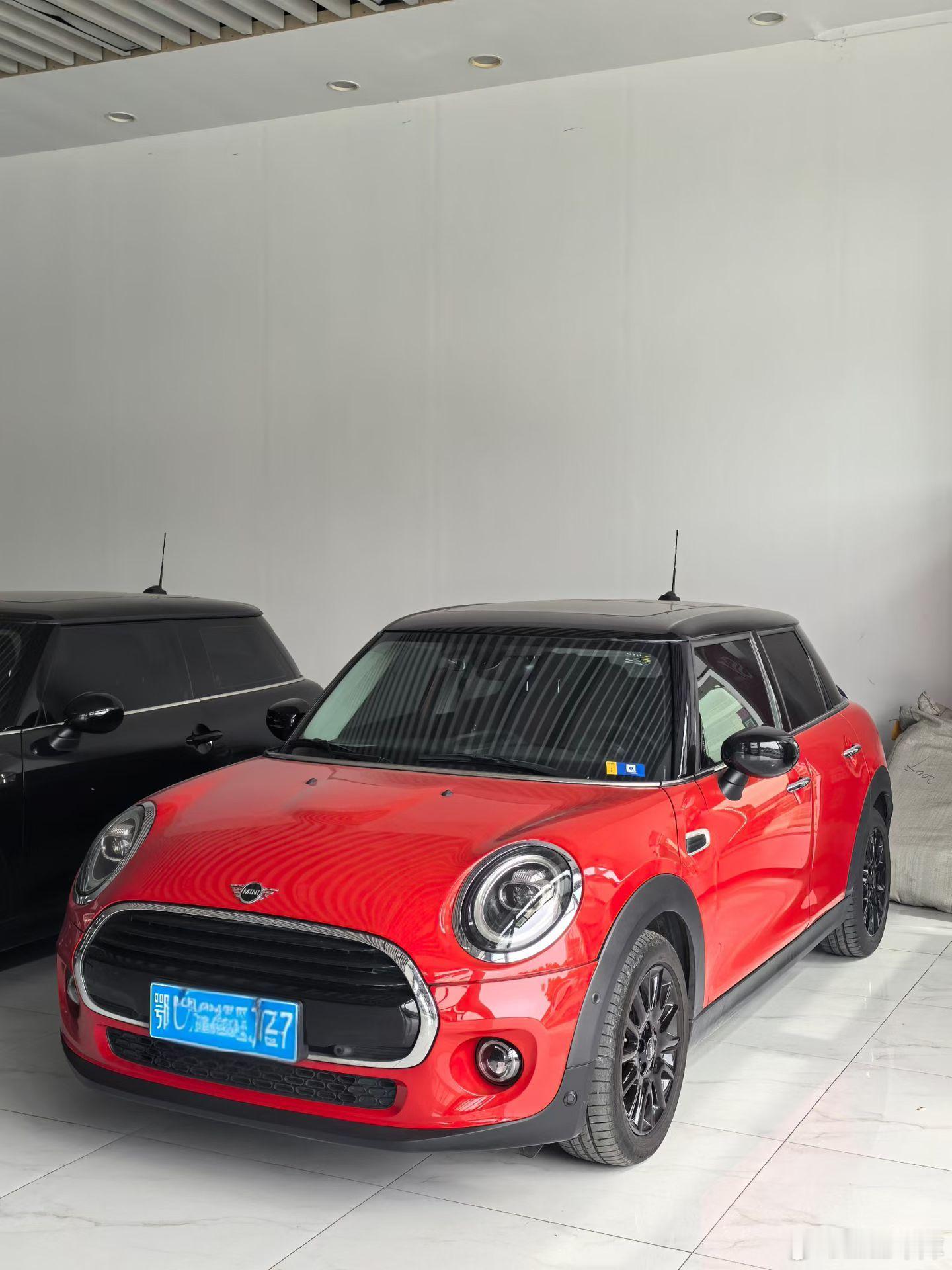 本人于昨晚9时 不慎在武昌区南湖大道丢失98000元现金 如有好心人拾到归还 将