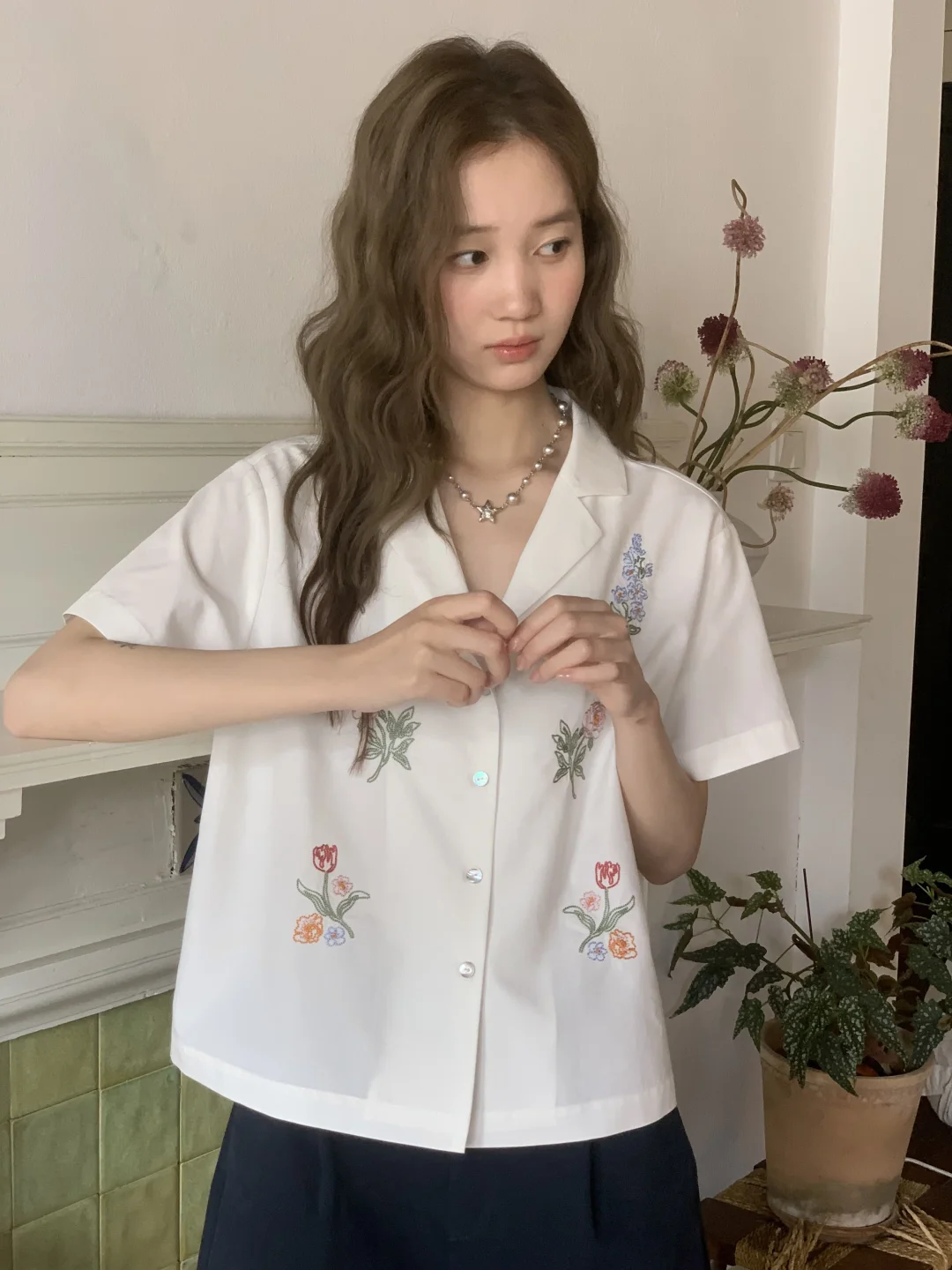 当白衬衫会绣花～💐
