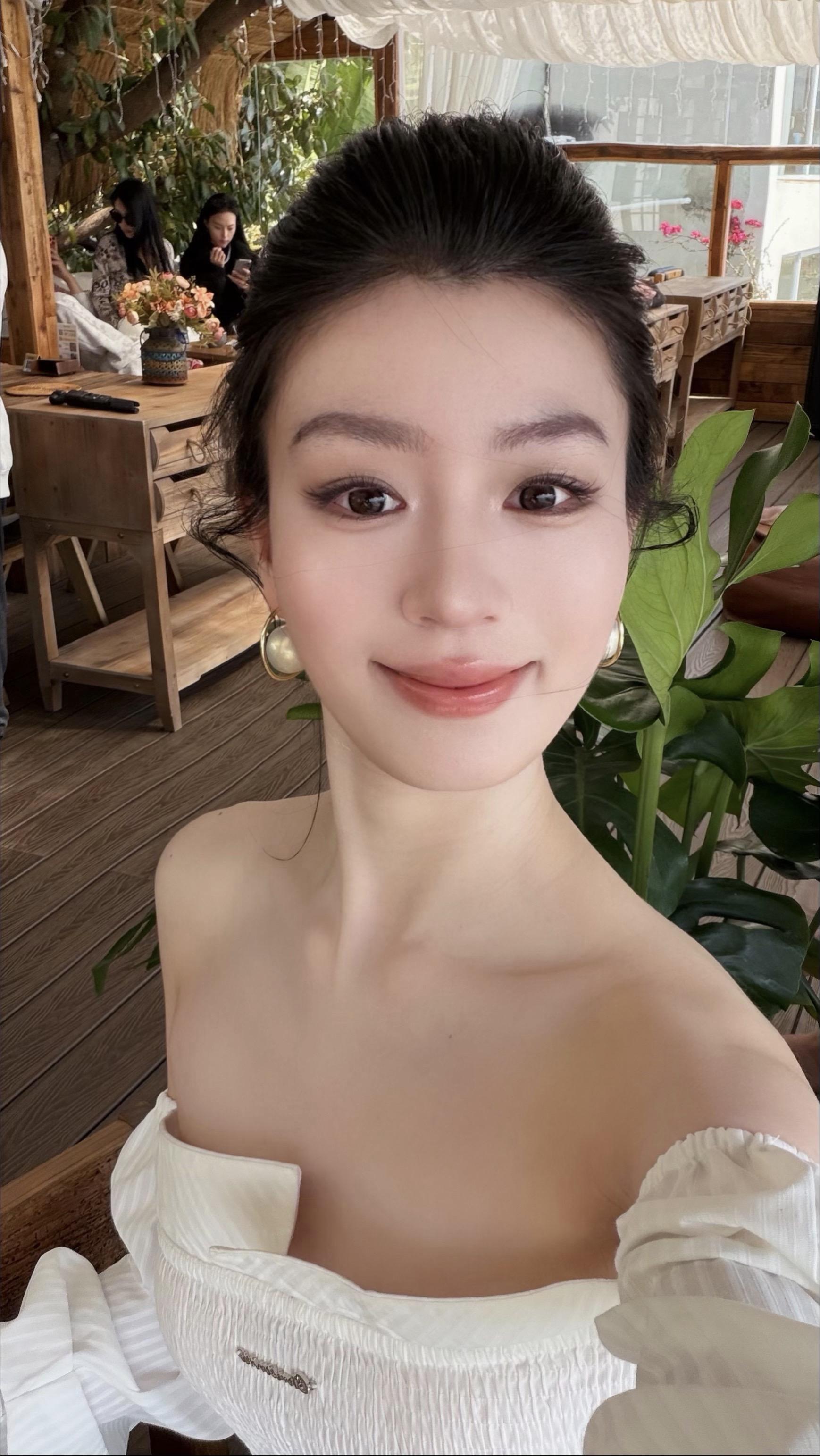 在云南 自由 热烈 灿烂