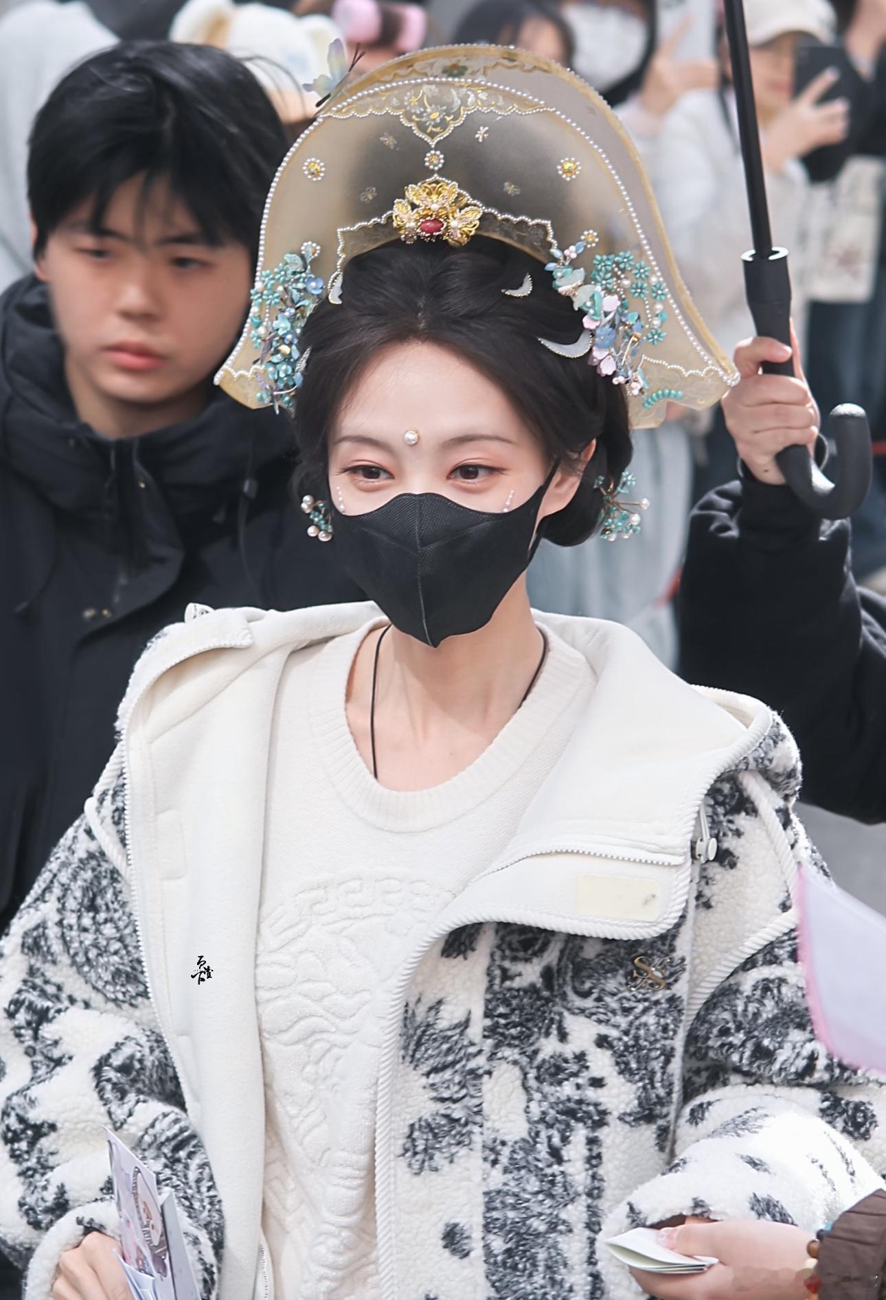 李一桐今日金枝出妆美成啥样了我的天从此不敢看观音 