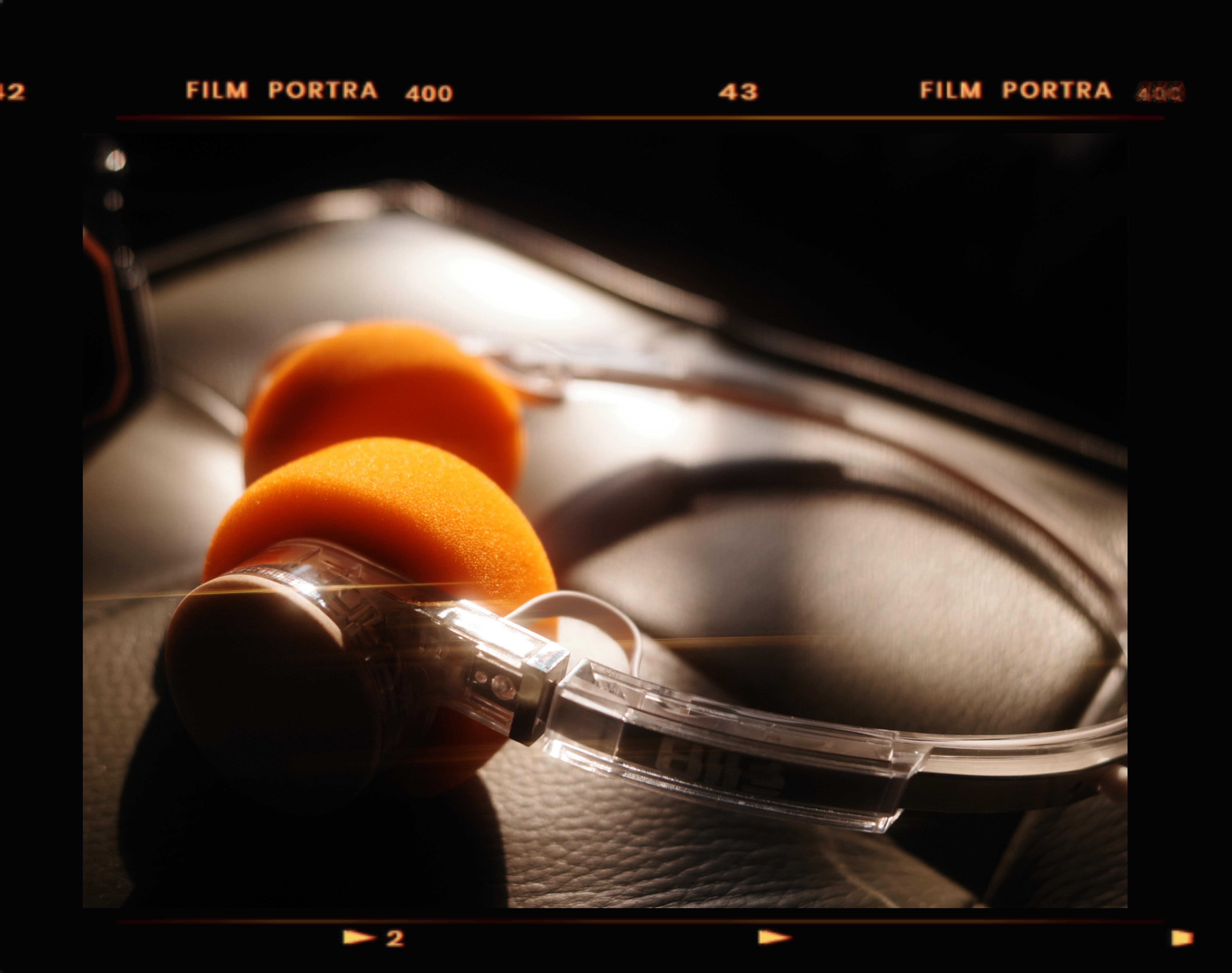 雪后初晴的光线特别好，都能拉丝了