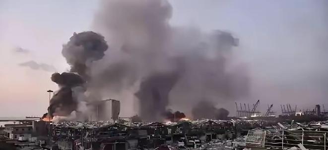 泥石一出，以色列必哭，铁穹成了铁穷，以色列已经防不起了。
 
以色列虽然哭，但是