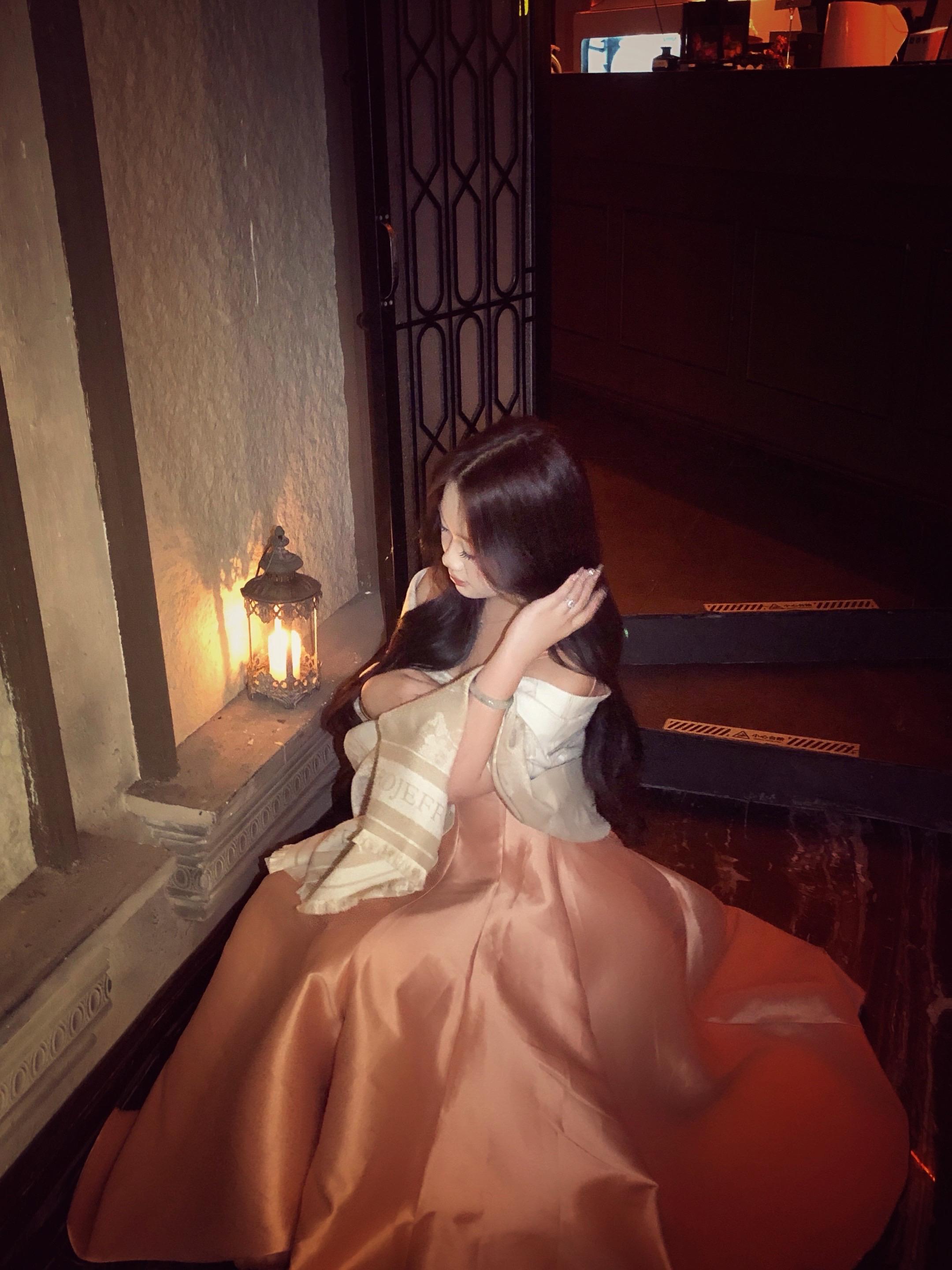 520快乐老婆们！我爱你萌😘