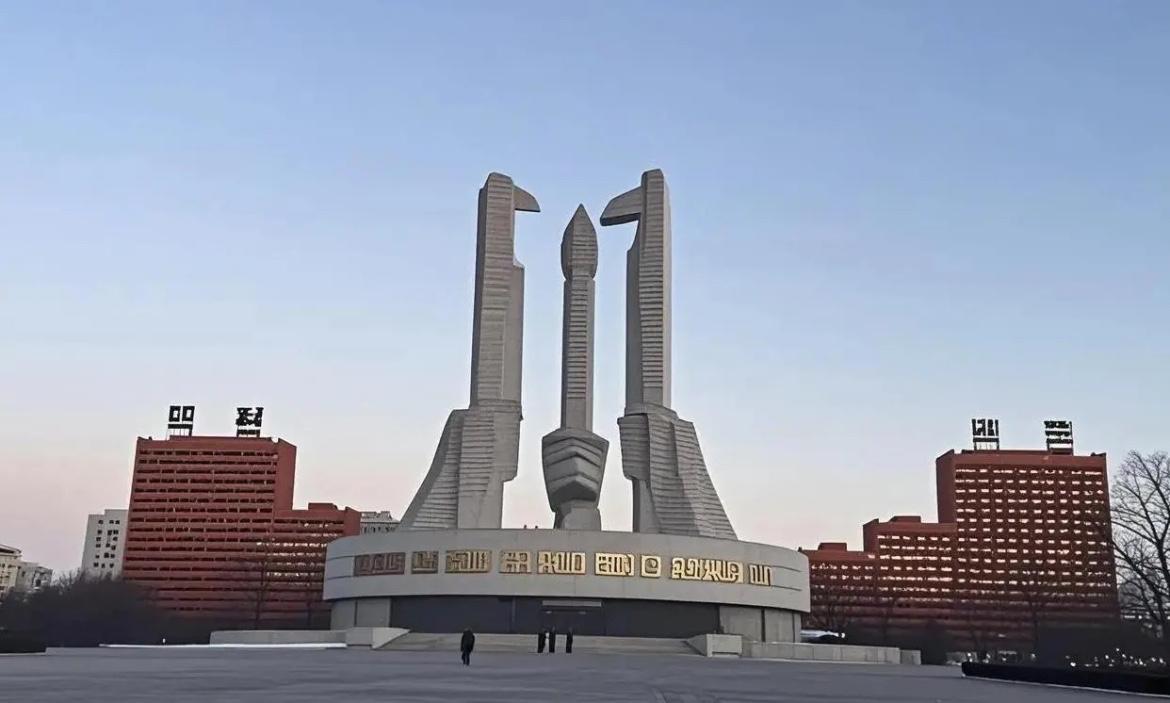 朝鲜也许已经拥有了战略自主，脱离了中国的控盘，但是别忘了中国的发展更是一日千里。