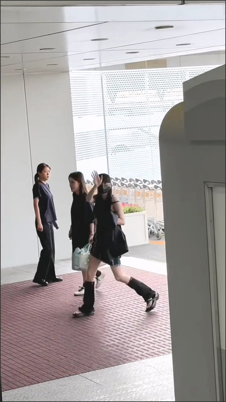 迪丽热巴出发好六录制迪丽热巴出发hi6录制 ​​​​迪丽热巴出发录制《你好星期六