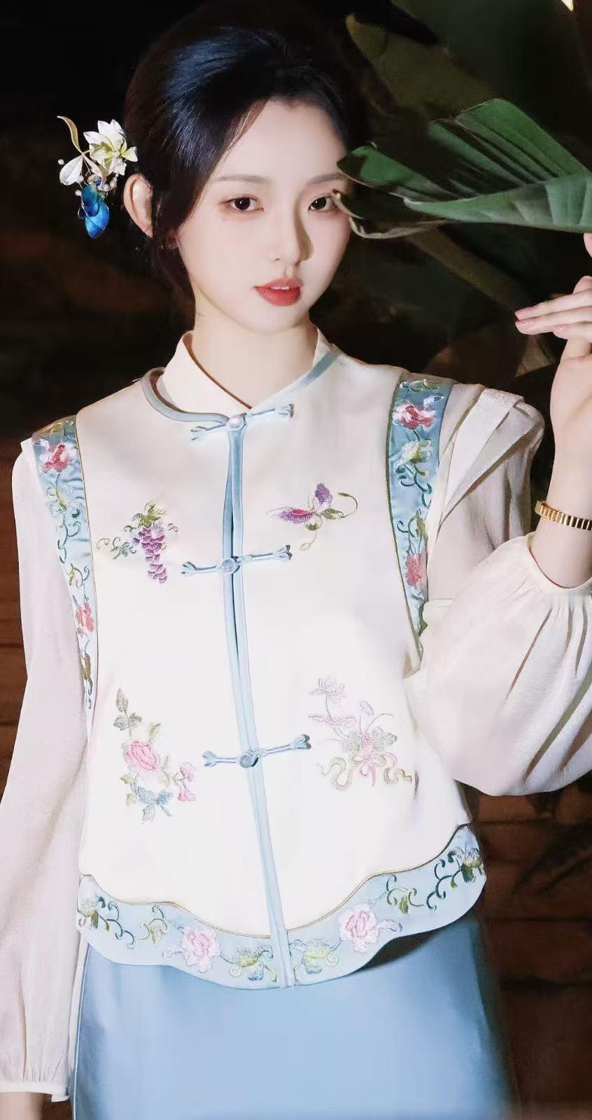 80岁老人即兴rap致敬太奶这是什么剧还有rap不过女主挺漂亮，几个男主也挺帅的