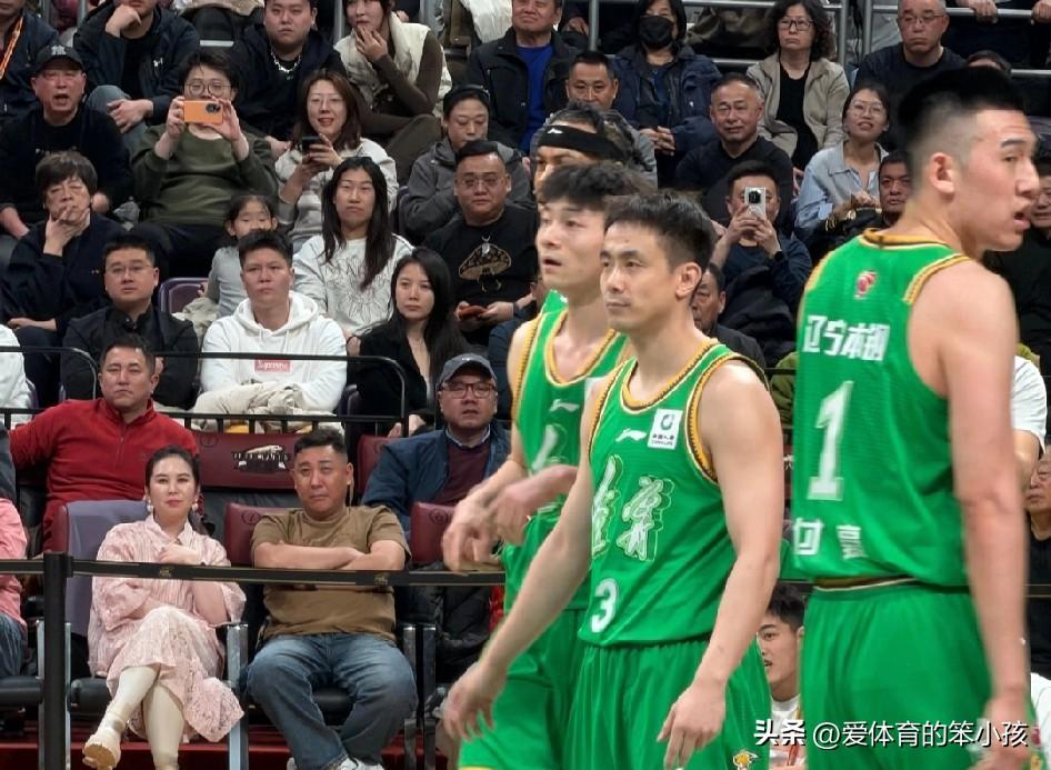 如果说过往战绩和整个球队在球迷当中的支持度，当然是辽宁本钢明显高于南京天之蓝。但