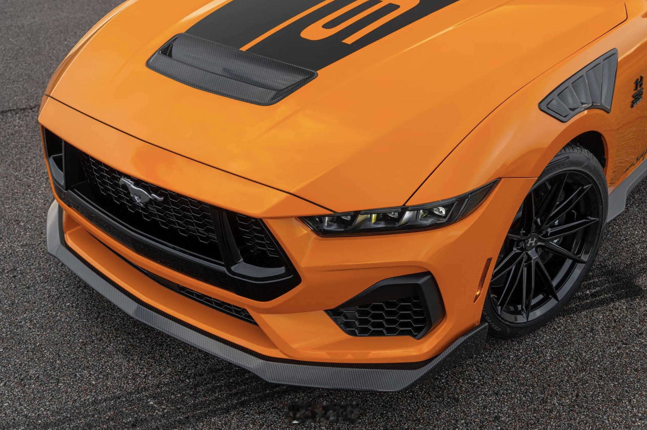 为庆祝公司成立35周年，美国知名改装厂Hennessey正式推出基于2026款福