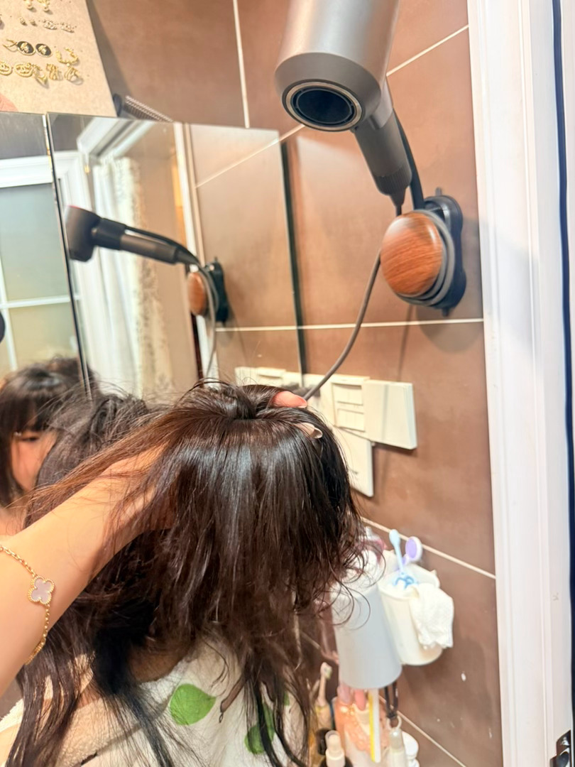 我为什么没有早点买吹风机支架每次举着给三位长发公主吹头发（含自己）肱二头肌都大了
