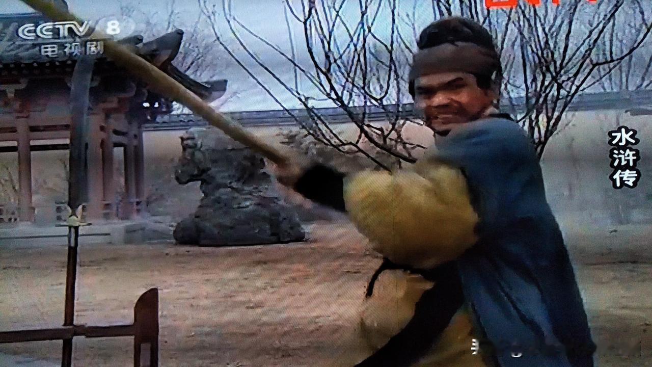 洪教头如果挑衅武松会怎样?洪教头属于一般武师，跟真正的一流高手搏击，可以说是非常