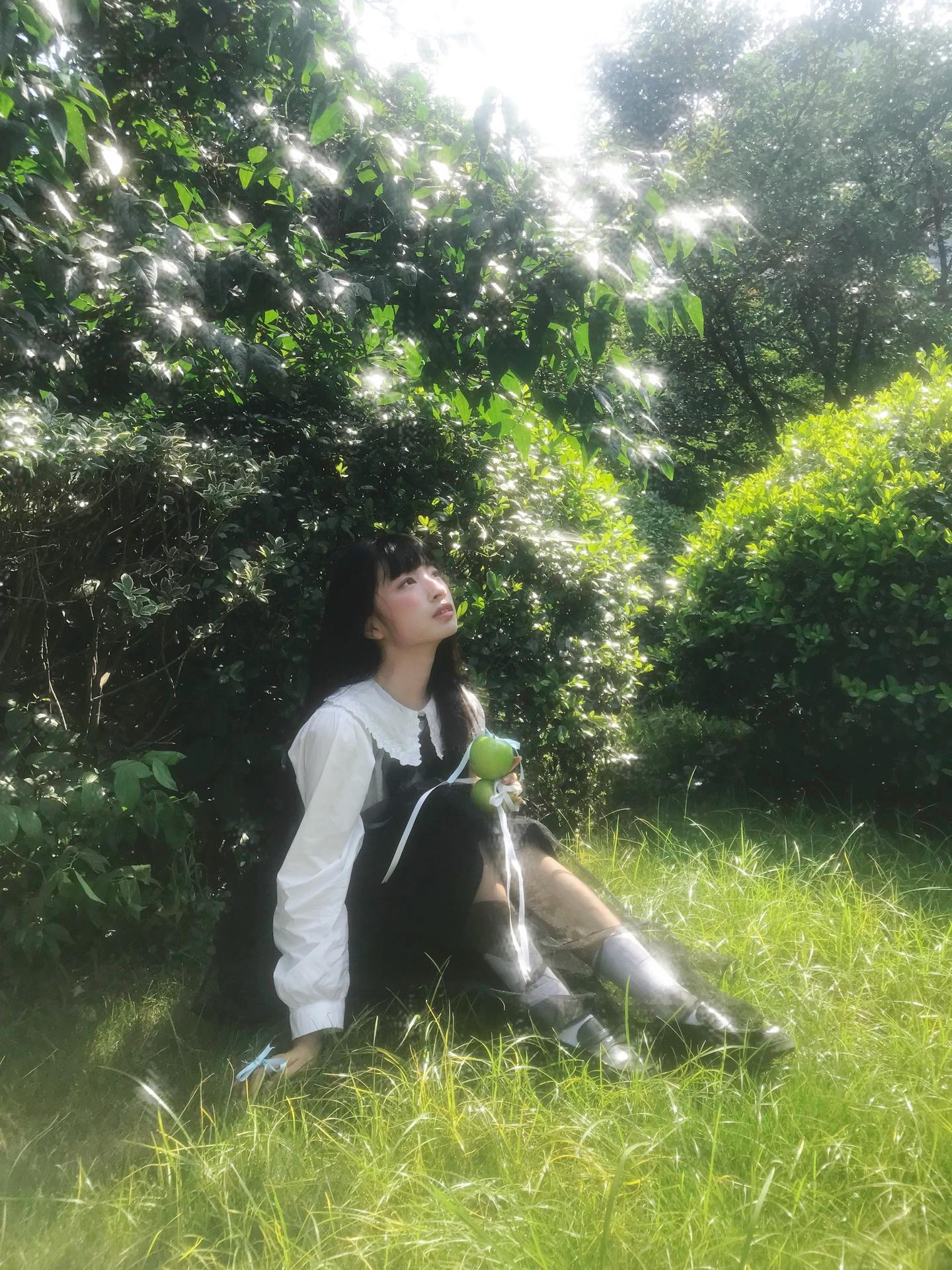 🍏• ₊˚ ◌ 青苹果少女