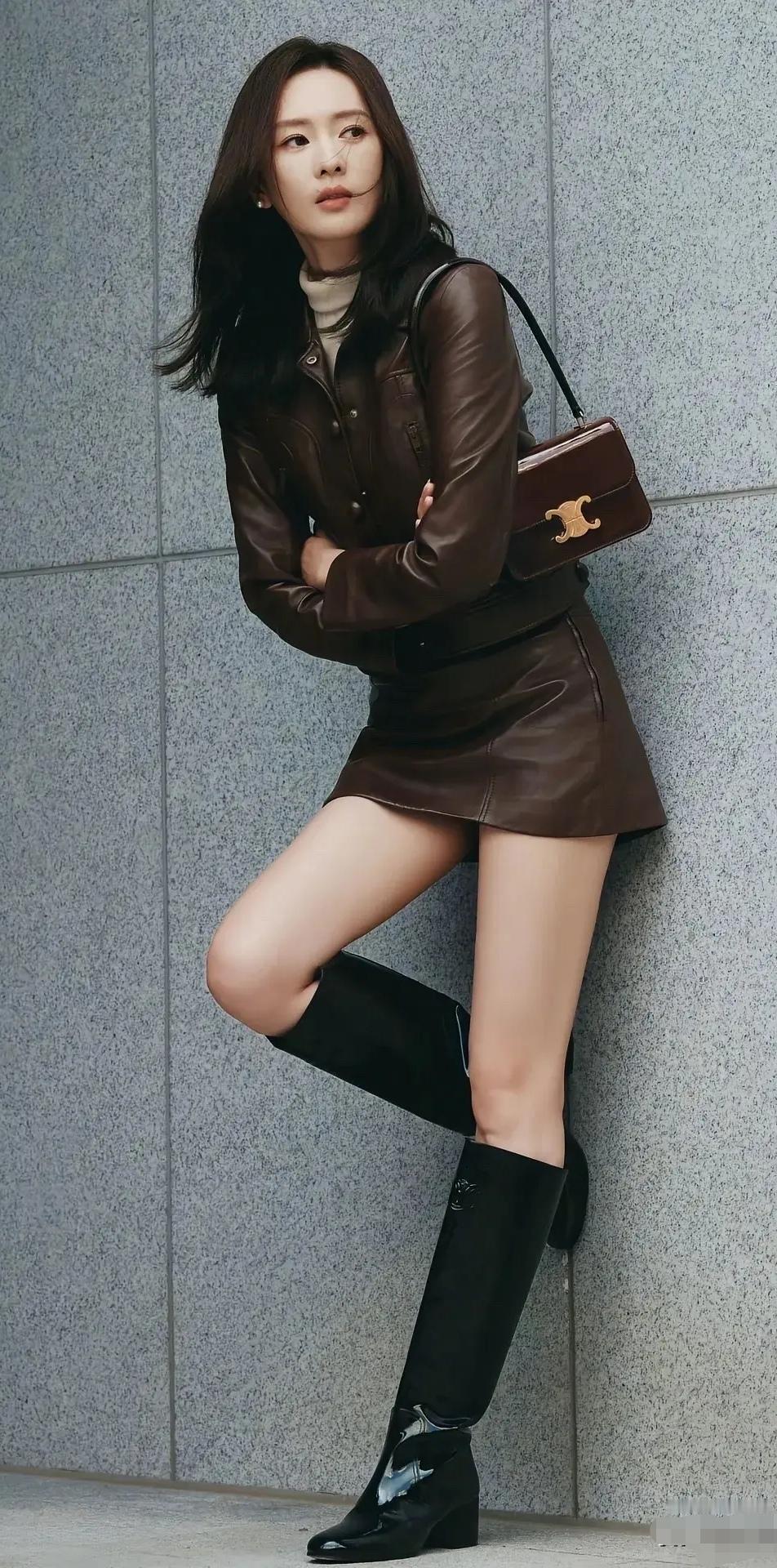 风华绝代，魅力舞台。
女生怎么穿搭会看上去很优雅? 谁才是你心中的美女明星