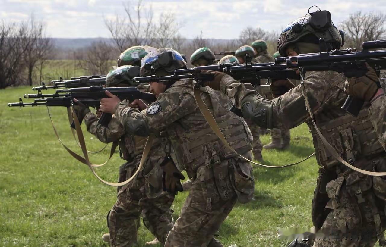 这仗打的？都打出节假日了！
4月9日俄罗斯决定，
因东正教复活节到来将停火，
停