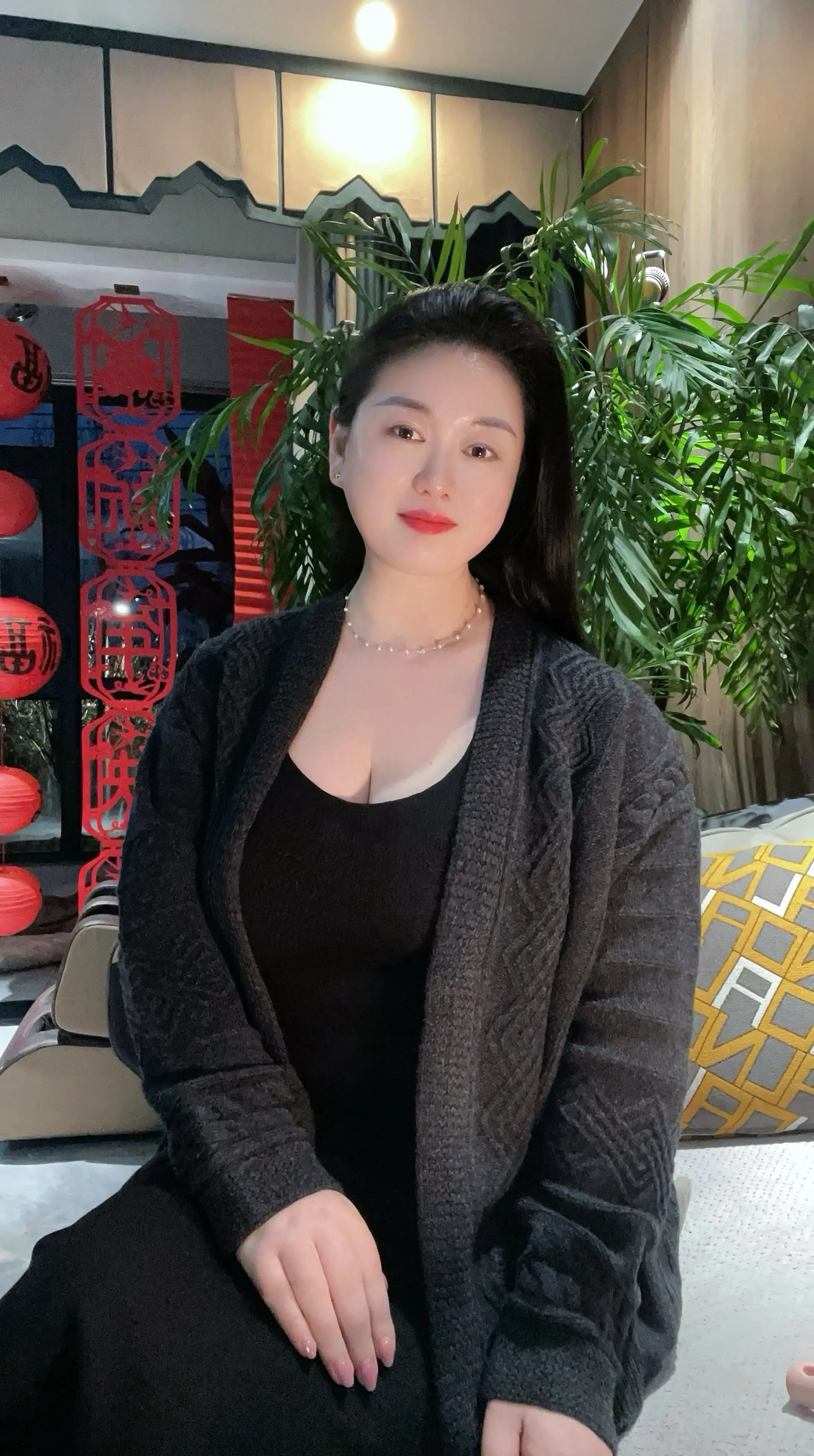 本以为人生最大的憾事是：所爱隔山海，山海不可平；后来才明白，海有舟可渡...