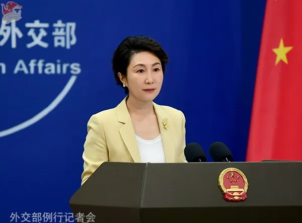 #外交部回应中美军机黄海对峙# 【外交部：中国军队有效应对处置】2月24日，外交