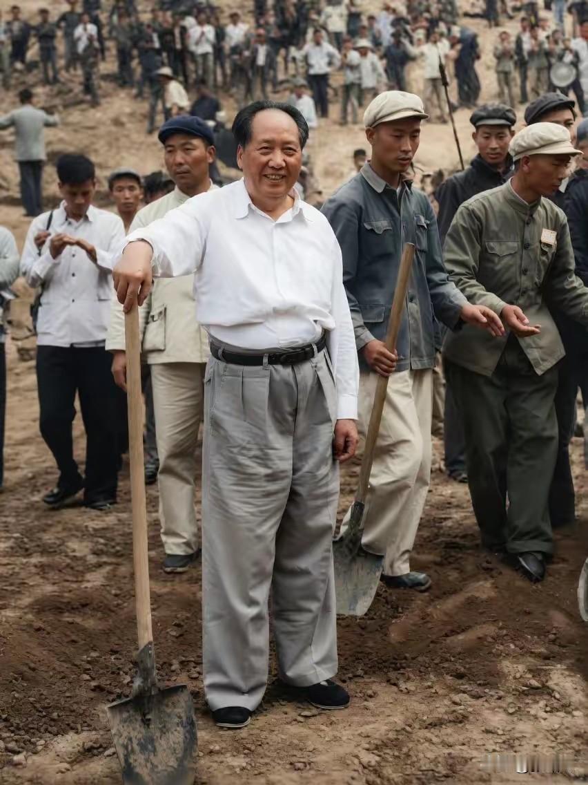 我们要永远感恩！永远致敬！造福亿万人民的一代伟人！
