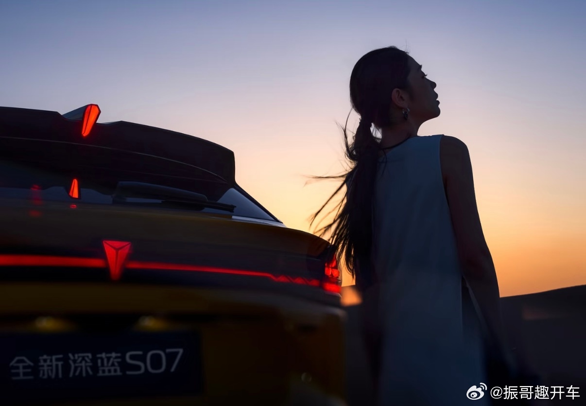 妇女节 到了，作为汽车博主，振哥祝天下所有女性车主朋友妇女节快乐