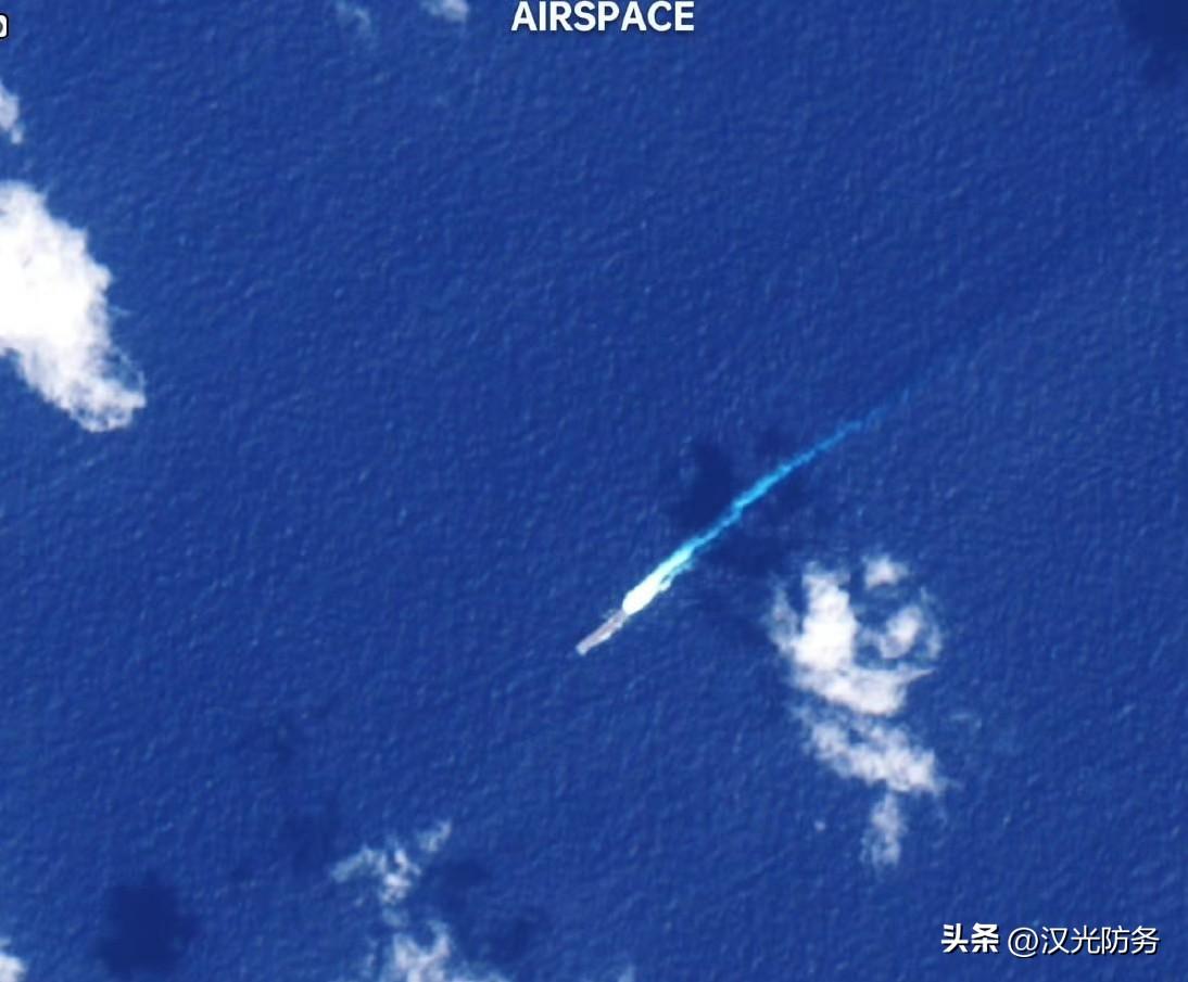 美国海军“的黎波里”号两栖攻击舰（LHA-7）和第31海军陆战队远征部队正驶向中