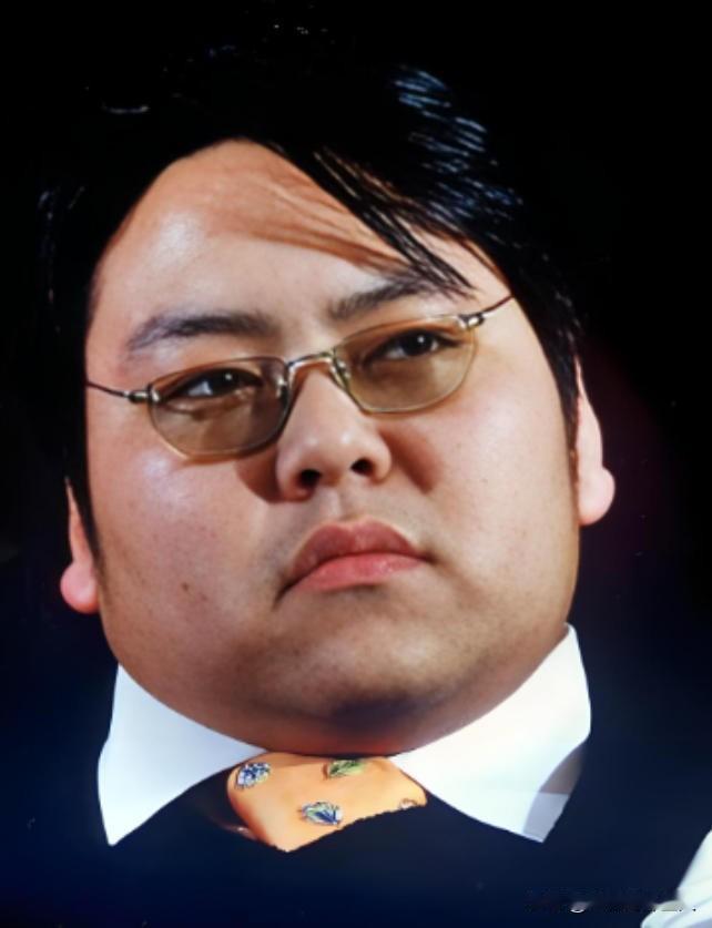 2009年，李兆会在“天上人间”花费880万，将全场宾客的单都买了。最后他因为高