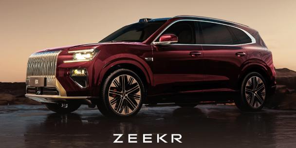 极氪8X官图，我觉得比9X要好看些，尤其是车尾，轴距也有3米之多，日常足够了，如