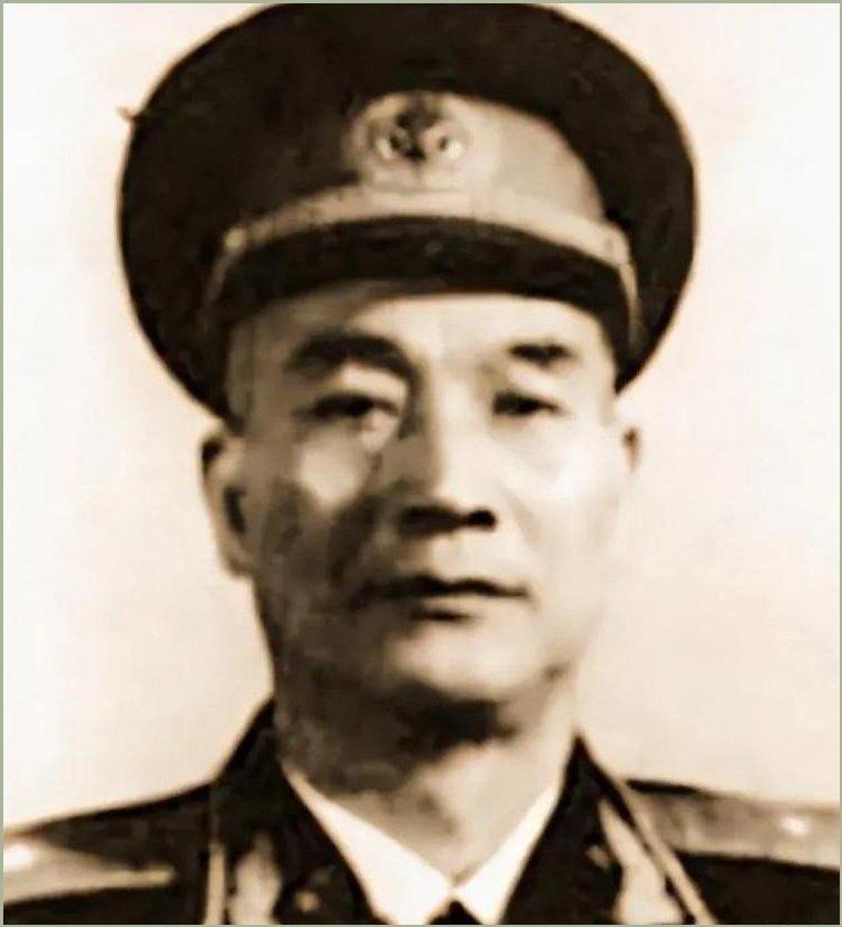 1951年，开国少将李治受刘伯承委托赴北京，向中央汇报南京军事学院卫生建设缺口，