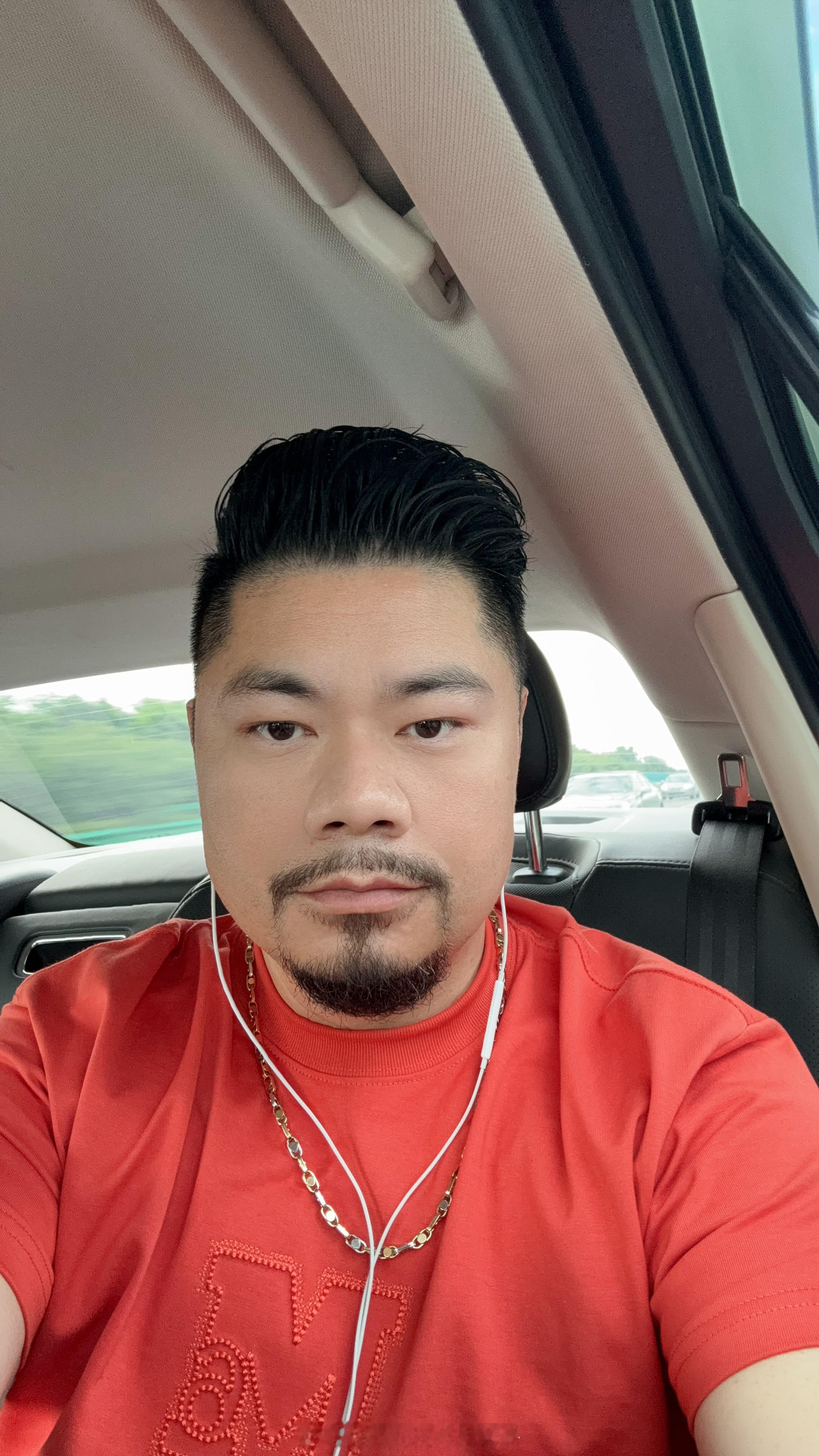 再次来郑州，跟我想的一样，以后来的机会会多了。 郑州