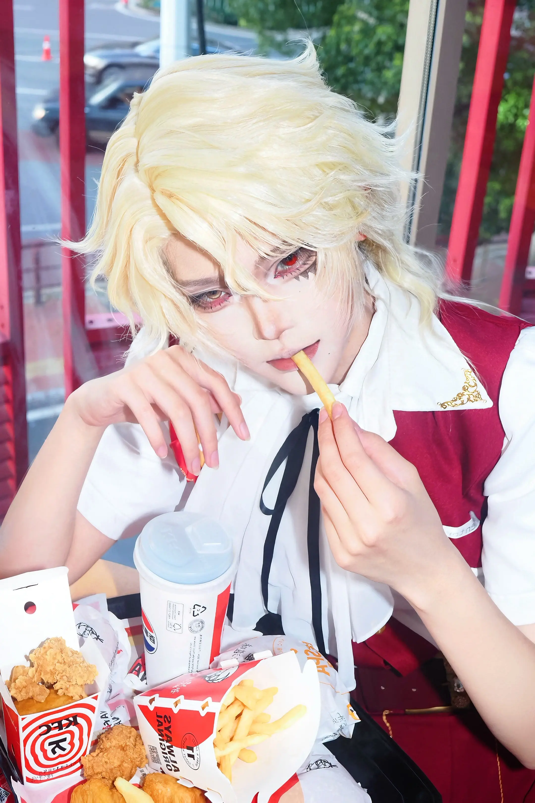 在骂我吗 听不懂 感觉像小狗撒娇。