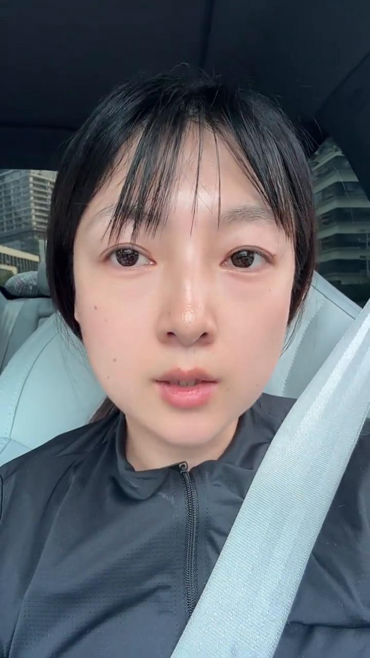 朋友们，就是我的朋友，不是我，是我朋友。我朋友说他买了中立，他让我来问一下他应该