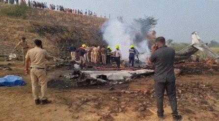 突发！印度公务机坠毁爆炸，邦副首席部长遇难，莫迪发文哀悼

当地时间2026年1