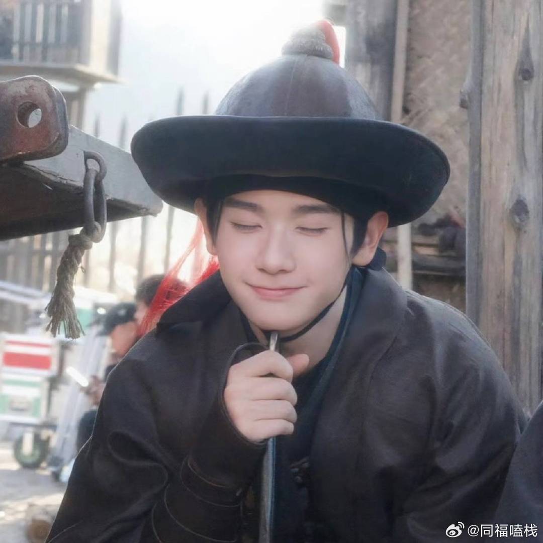 高卿尘to满地还是迎来了这天，今晚算是满地正式落幕的日子傻傻帅气真诚热血的满地值