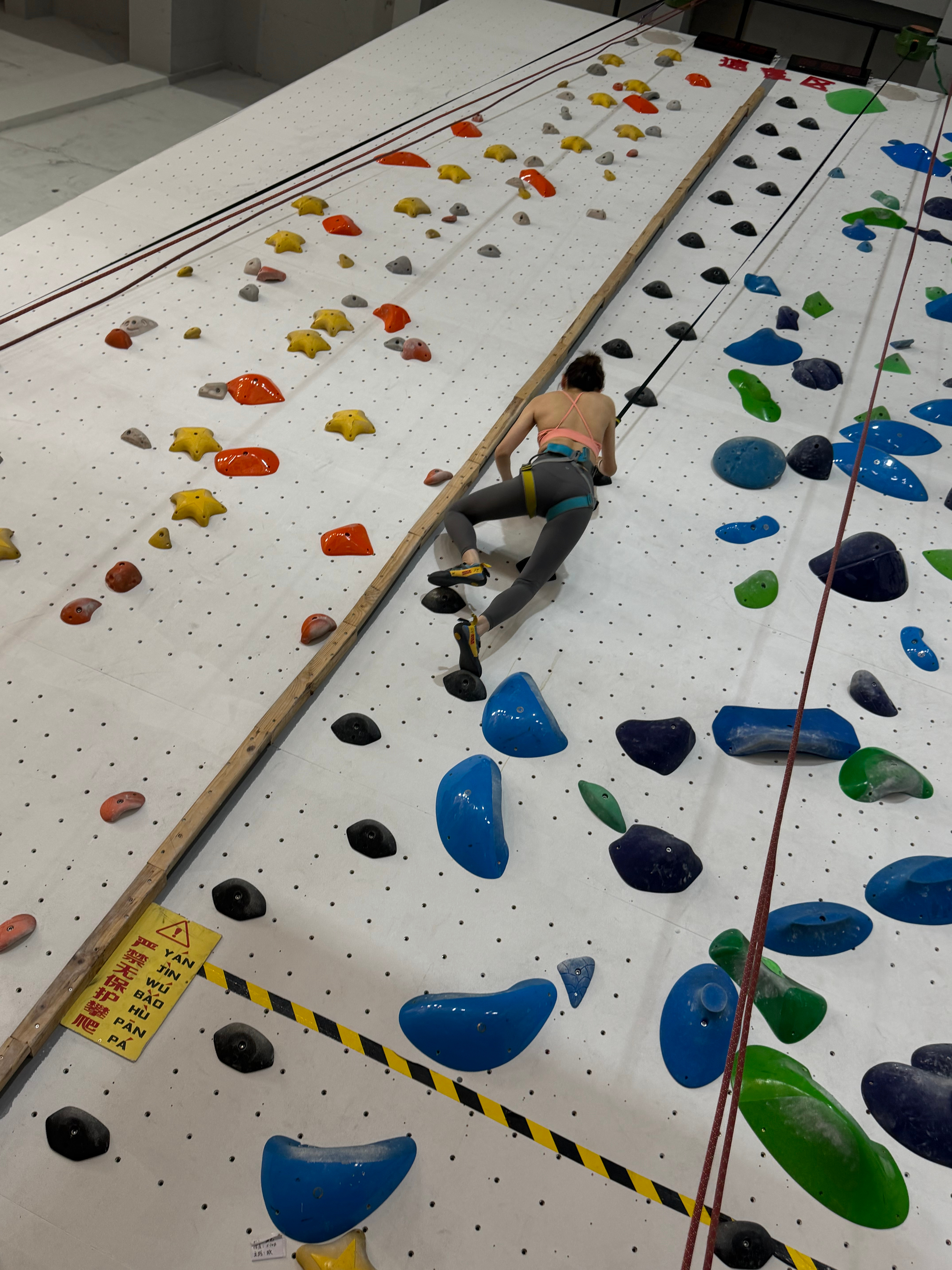 下雨天攀岩🧗♀️晴天骑行🚴完美 南昌·遇见攀岩俱乐部(地铁大厦天虹店)