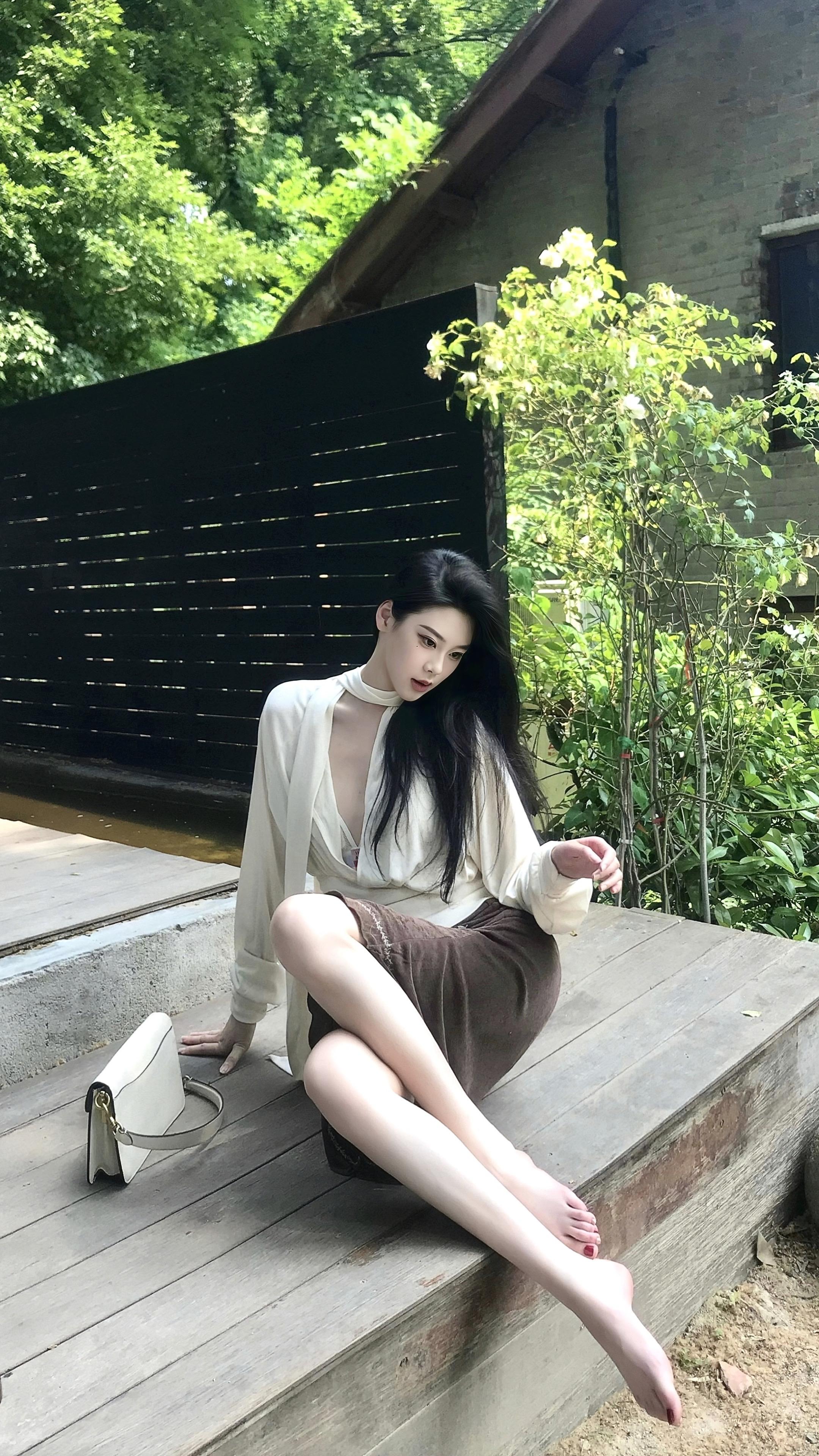 素净一张脸