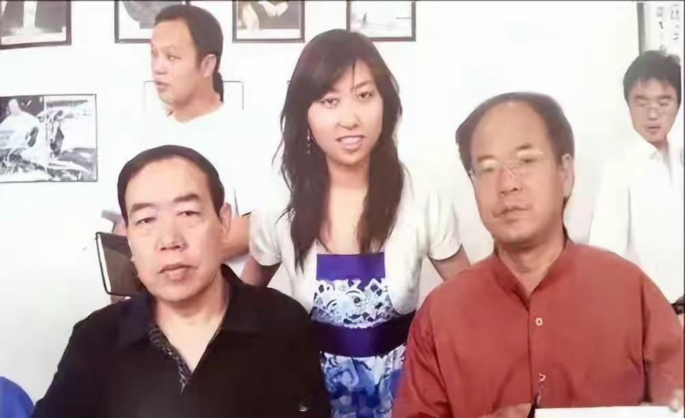 对网传贾某某论文抄袭等启动调查看看西北大学会不会雷声大雨点小，会不会看在贾平凹的