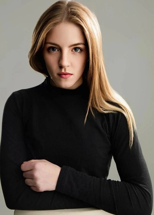 事实上你无需在任何场合感到自卑事实上你无需在任何场合感到自卑，每个人都有自己的闪