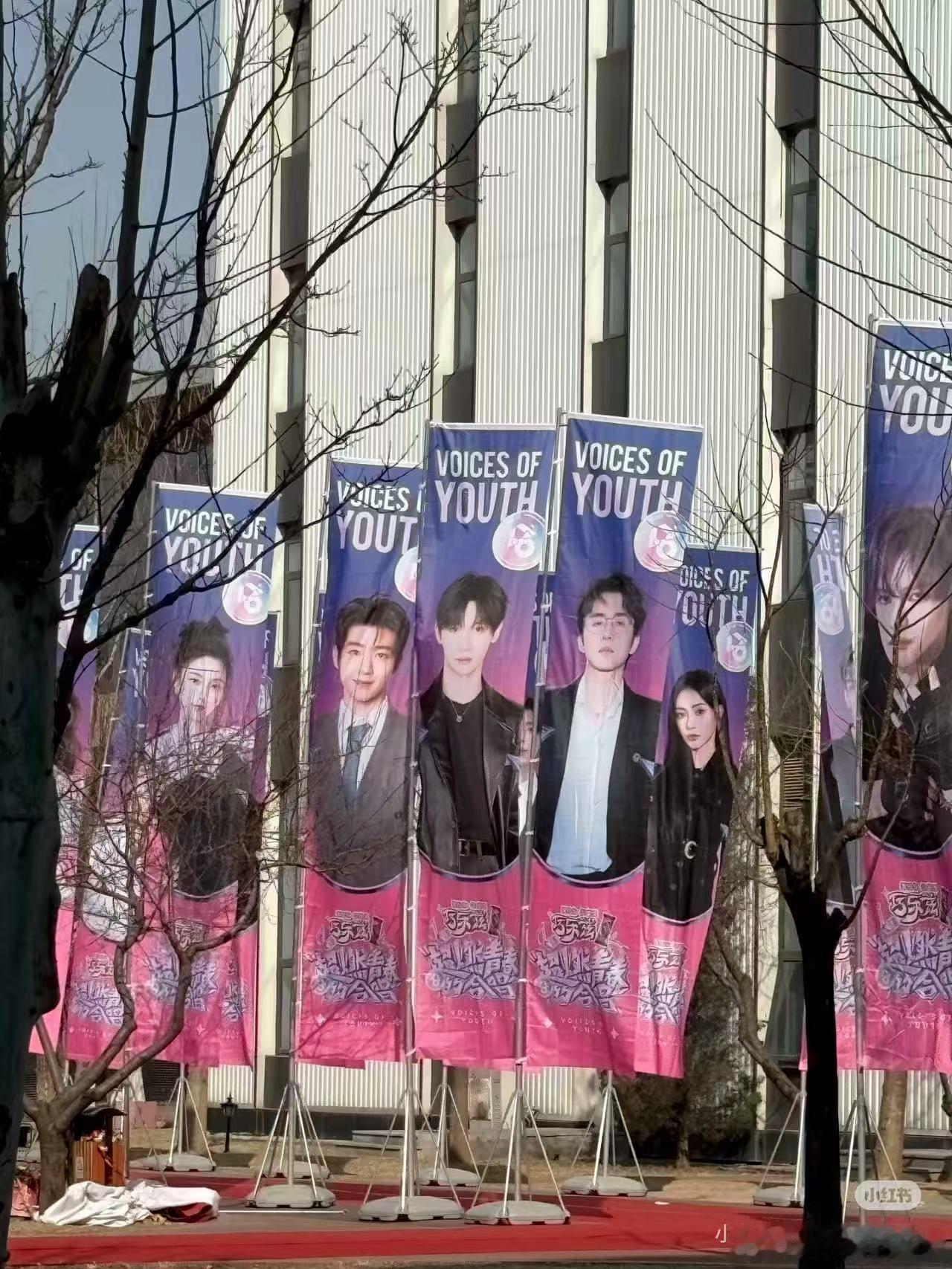 余宇涵超燃青春的合唱 身边好多朋友都在蹲余宇涵超燃青春的合唱，他本身就很有青春气