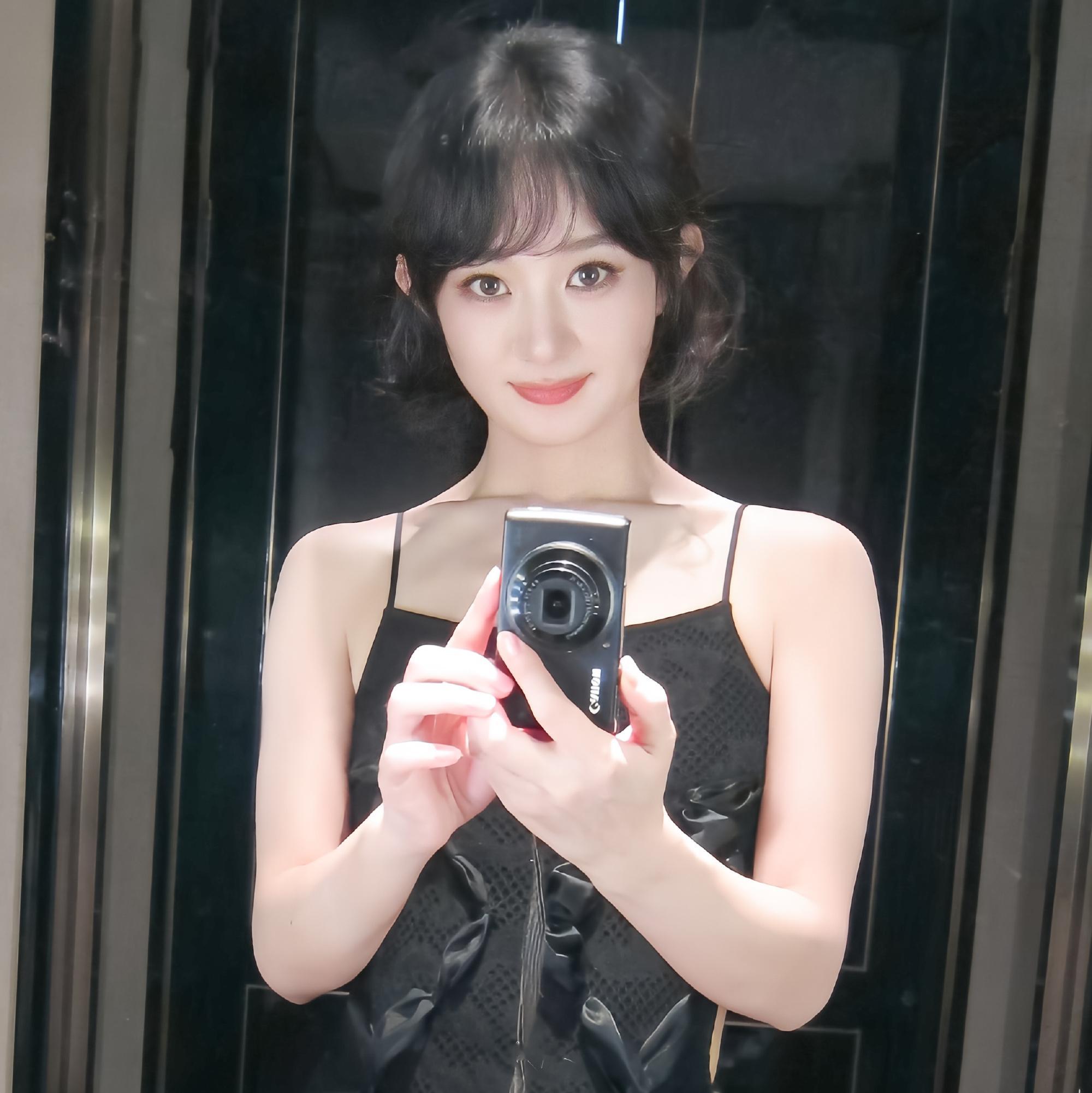 赵丽颖电影澎湖海战 zly赵丽颖黄和娘流言蜚语很吵 捂住耳朵 做自己