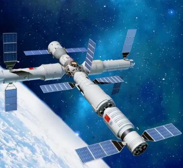 为什么大家都不提中国空间站了？因为没法提了！咱们现在跟国际空间站的差距太大了！中