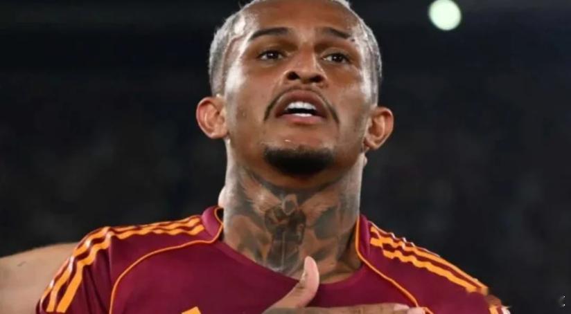 据意大利媒体全市场报道，为应对邓弗里斯伤病带来的右路空缺，国际米兰正考虑引进罗马