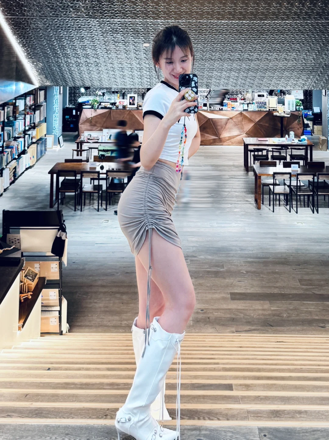OOTD｜努力为姐妹拍照的我📷