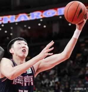 北京时间12月22日19:35，星期五，今天是冬至，CBA常规赛第20轮，广东男